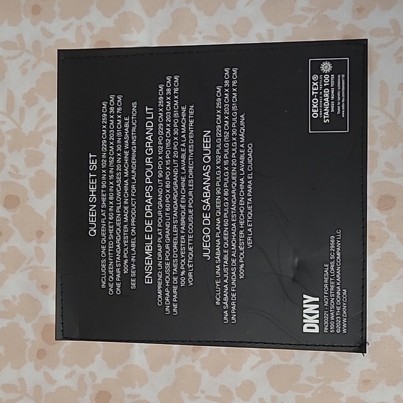 DKNY Queen Sheet Set - Picture 4 of 5